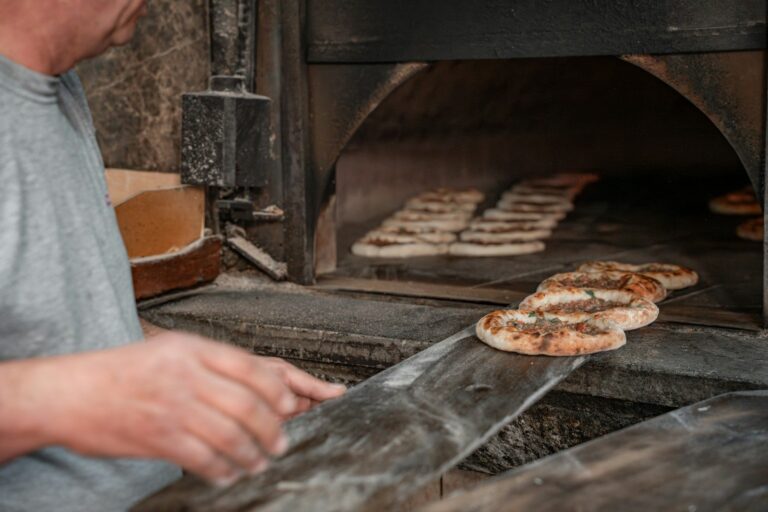 Sapori dimenticati: il cibo di strada che torna